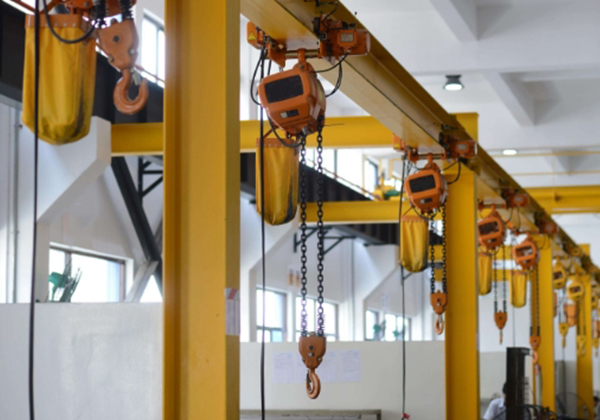 electric chain hoist